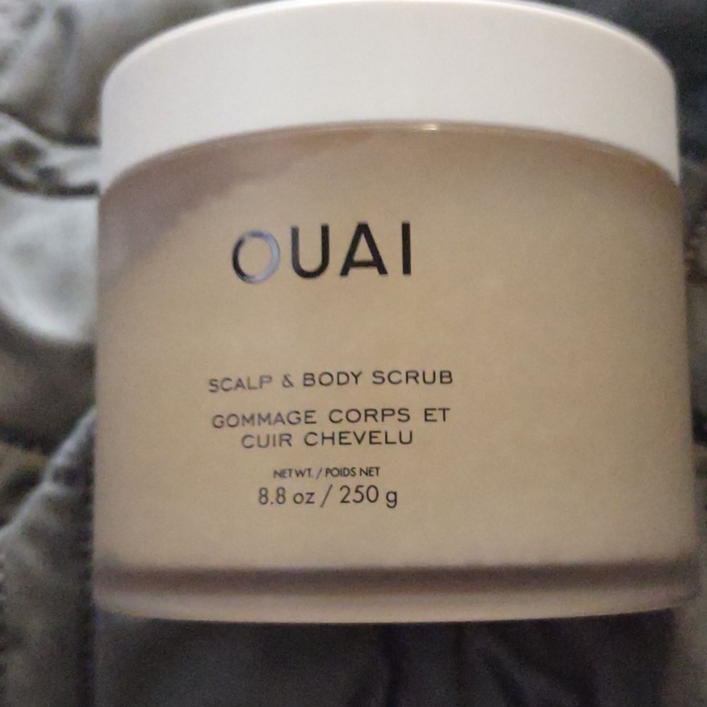 NEW OUAI Scalp & Body Scrub Gommage Corps ET 8.8 oz